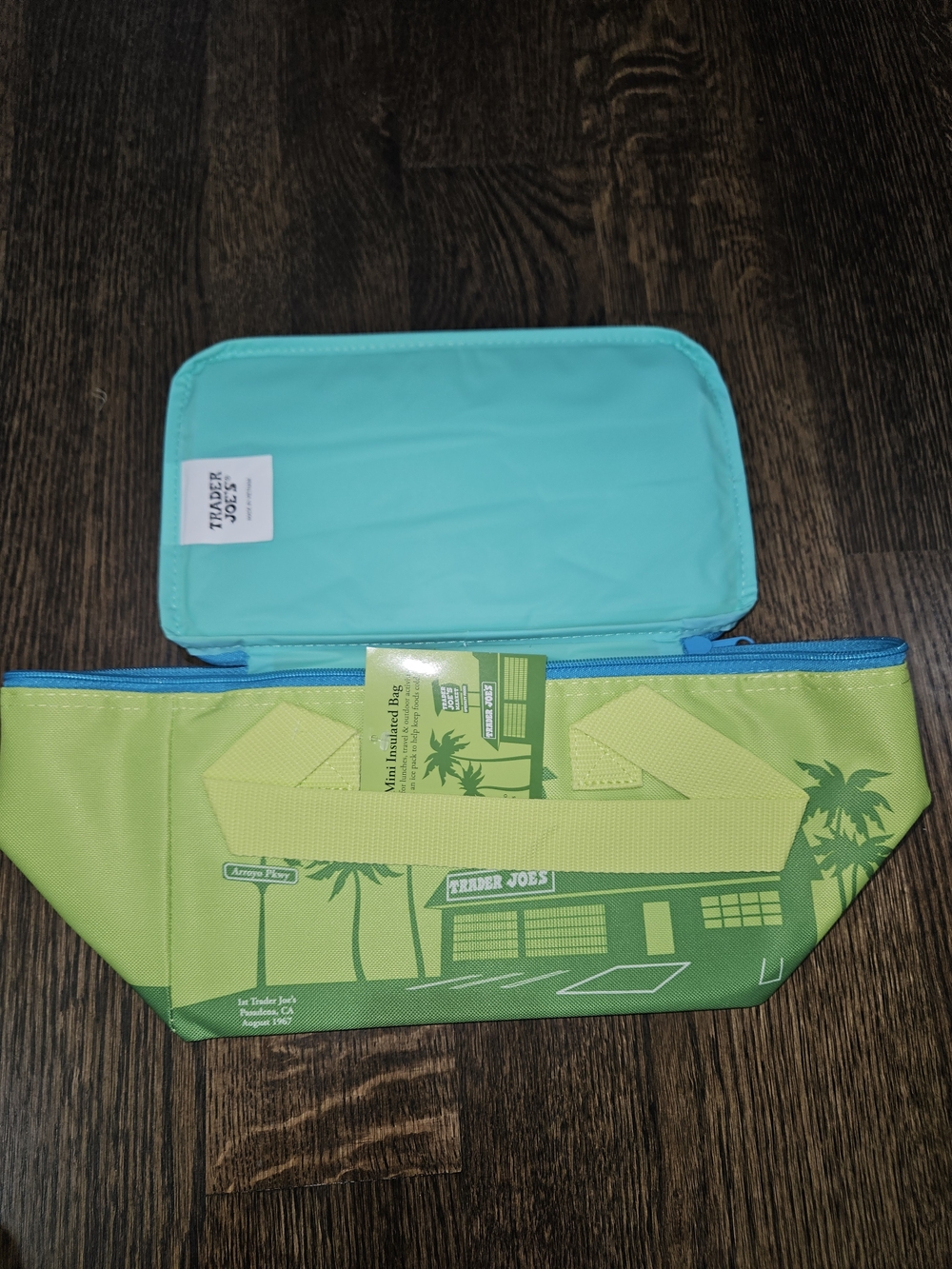 SHIPS NEXT DAY- 2026 Trader Joe's Blue & Lime  Insulated Lunch Tote
